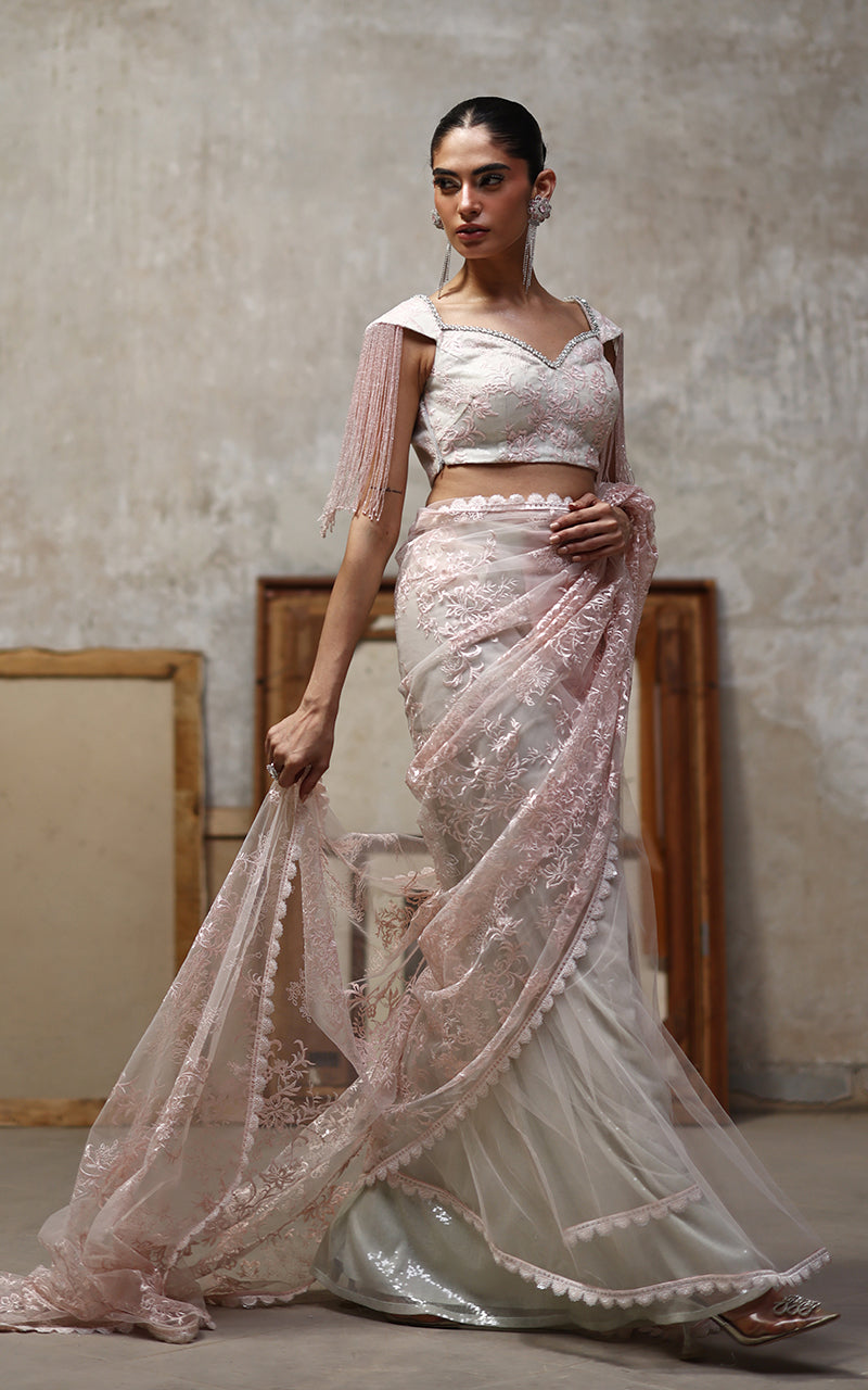 Threads and Motifs | Formal Dresses 25