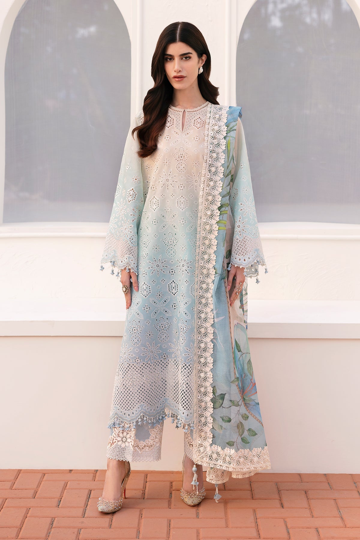 Baroque | Eid Printique | EMBROIDERED PRINTED LAWN UF-4185 L / Pale Aqua / LAWN Baroque | Eid Printique | EMBROIDERED PRINTED LAWN UF-4185 L / Pale Aqua / LAWN