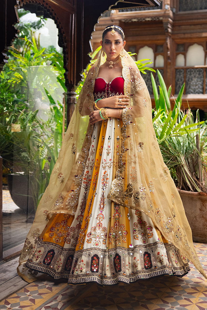 designer dresses in jaipur 1 Best Wedding Wear Designer in Jaipur, Rajasthan shopmeher