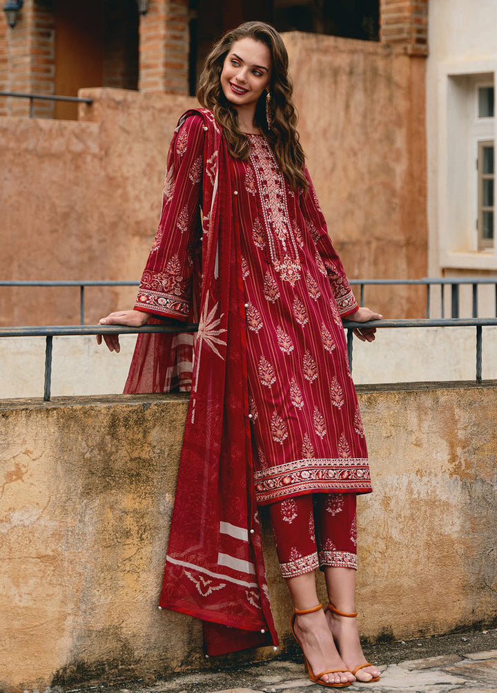 Gulaal | The Enchanted Garden | Vezelay - Hoorain Designer Wear - Pakistani Ladies Branded Stitched Clothes in United Kingdom, United states, CA and Australia