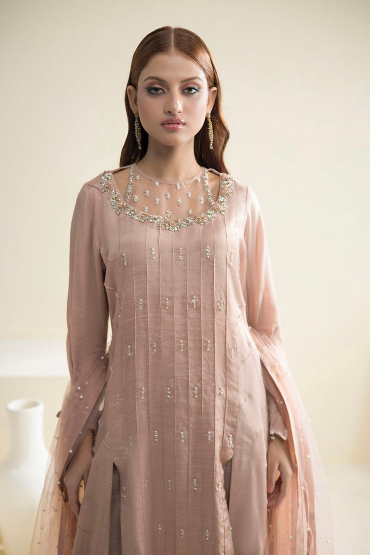 Farhat Jahan | Luxury Pret | Lily - Hoorain Designer Wear - Pakistani Ladies Branded Stitched Clothes in United Kingdom, United states, CA and Australia
