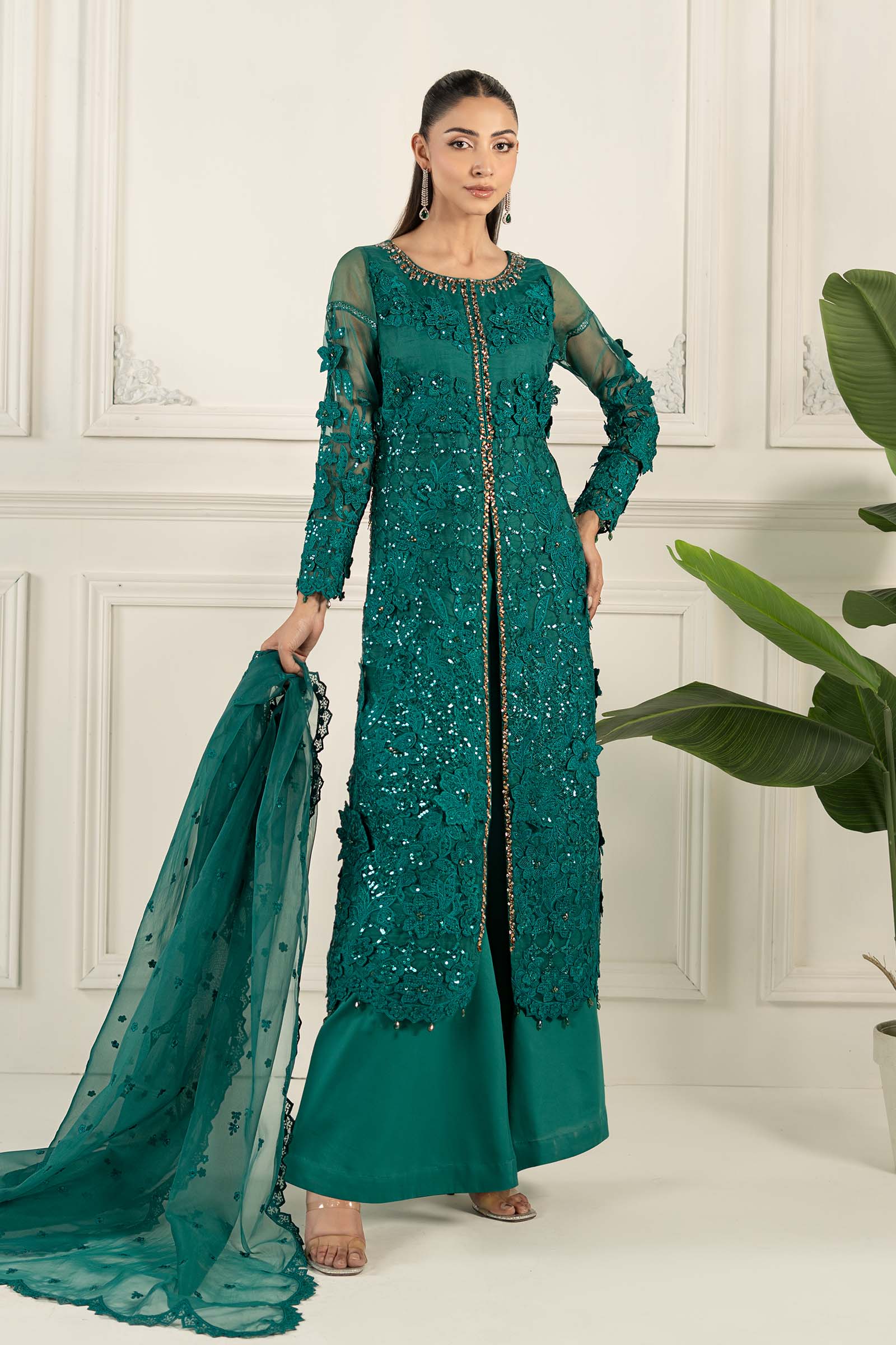 Maria B | Formal Wears | SF-EF25-04 XS / Emerald Green / Organza Maria B | Formal Wears | SF-EF25-04 XS / Emerald Green / Organza