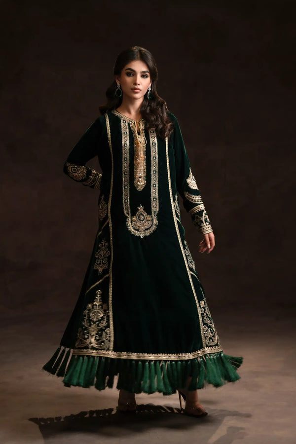 Ammara Khan | Kaftans 23 | EMERALD GREEN VELVET LUXE (D-05) - Hoorain Designer Wear - Pakistani Ladies Branded Stitched Clothes in United Kingdom, United states, CA and Australia
