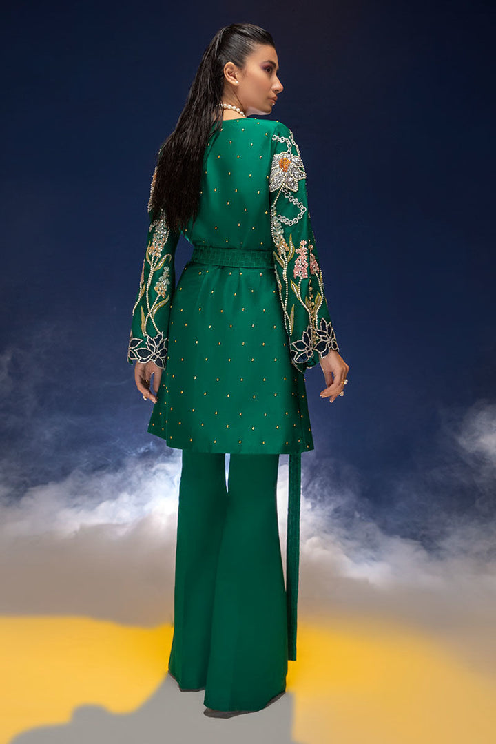 Haute Form | Luxury Pret | DAYLILY - Hoorain Designer Wear - Pakistani Ladies Branded Stitched Clothes in United Kingdom, United states, CA and Australia