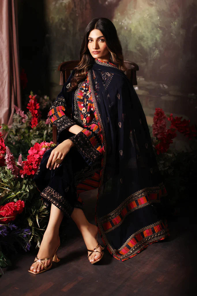 Charizma | Signora Velvet 23 | CVT3-07 - Hoorain Designer Wear - Pakistani Ladies Branded Stitched Clothes in United Kingdom, United states, CA and Australia