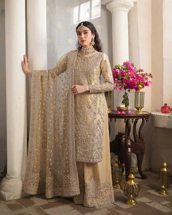 Faiza Saqlain | Irina Wedding Formals 23 | Aurela - Hoorain Designer Wear - Pakistani Ladies Branded Stitched Clothes in United Kingdom, United states, CA and Australia