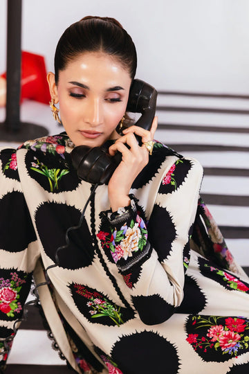 Enhance Basics Ladies Dress Designs with Pakistani traditional Print Dresses