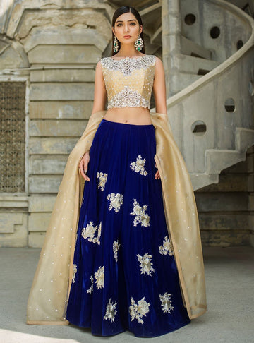 Zainab Chottani | Semi Formals | VELVET CRUSH