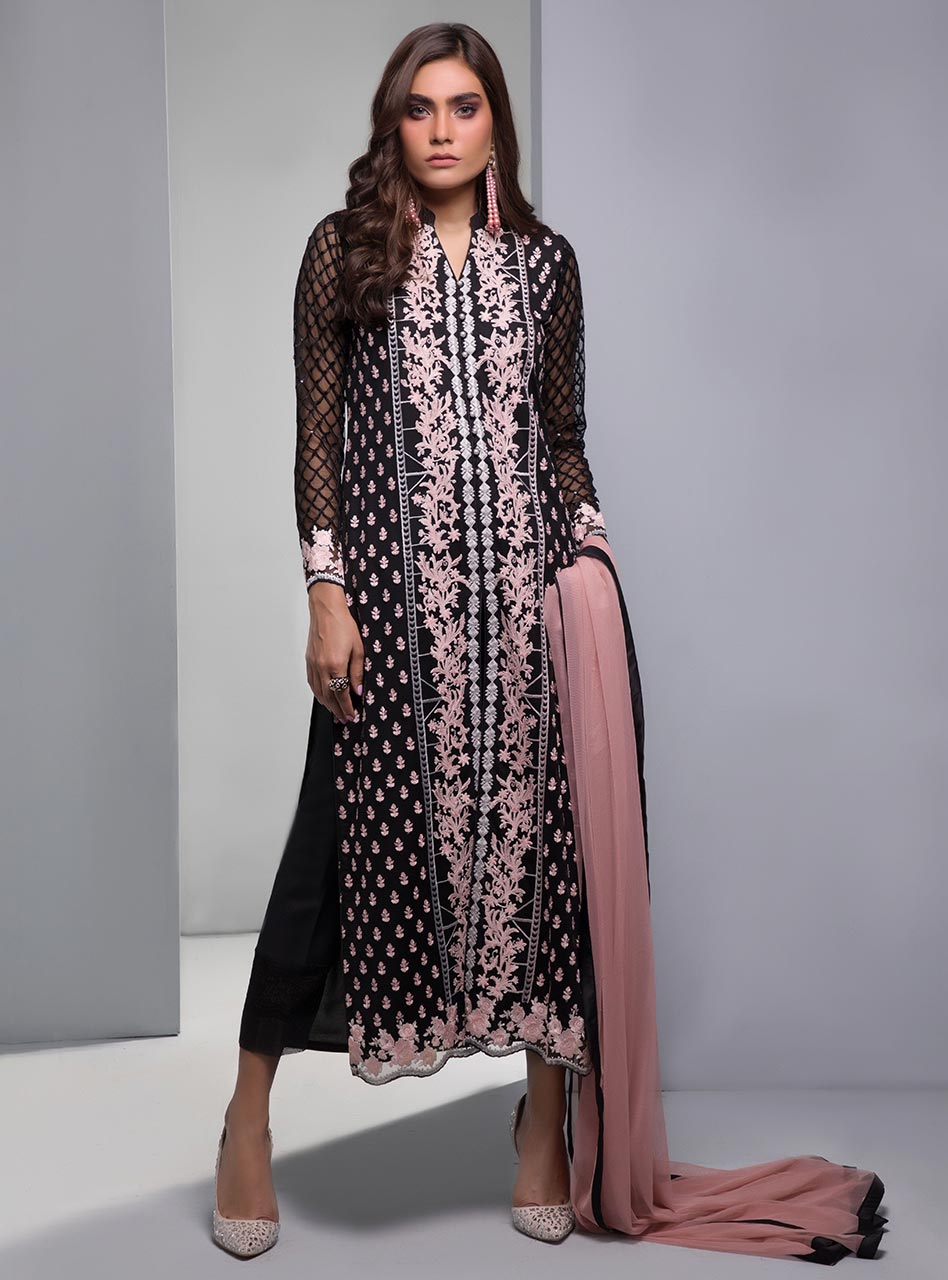 Zainab Chottani | Casual Pret | BLACK TEA ROSE