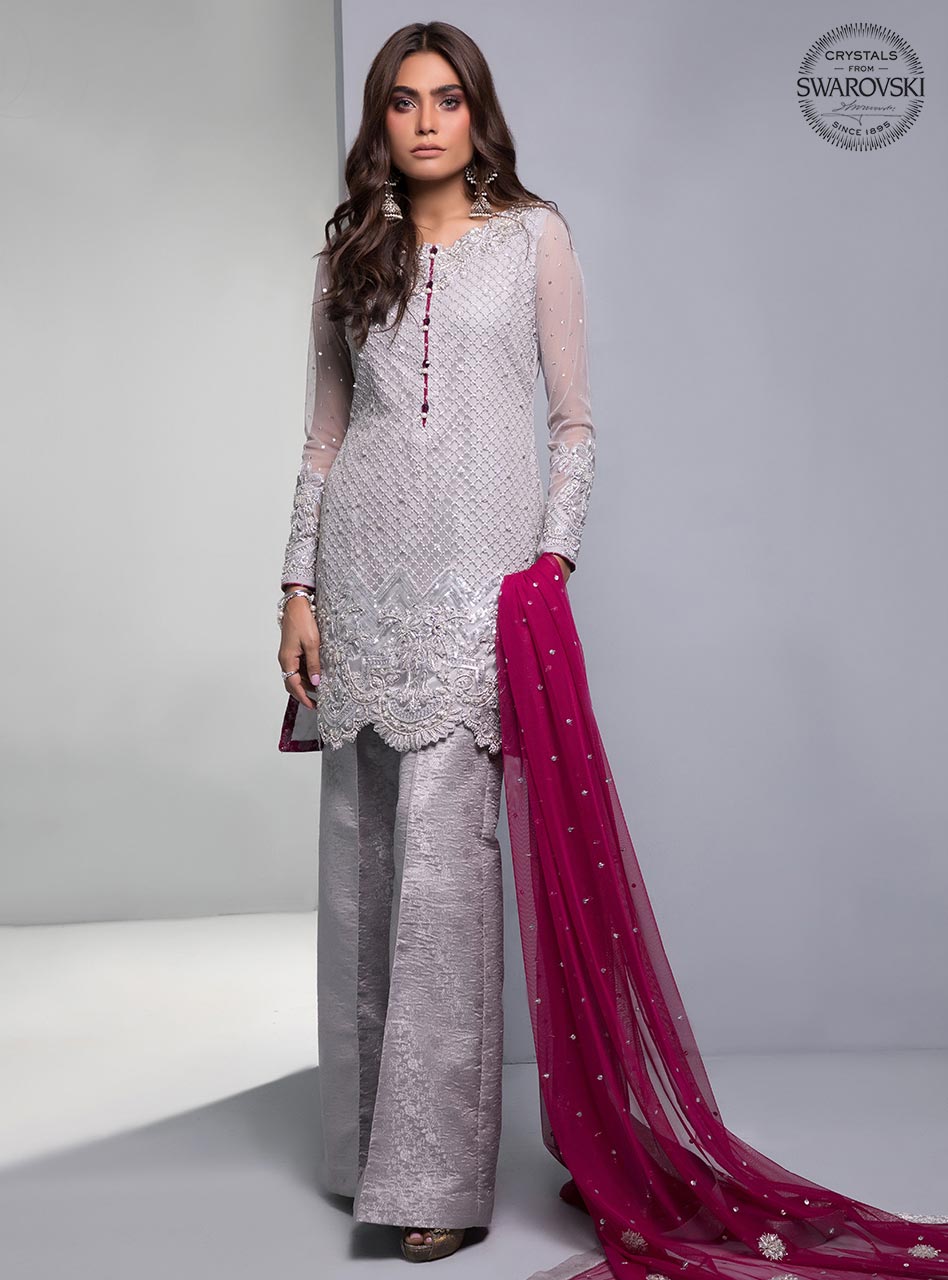 Zainab Chottani | Semi Formals | PLUM STREAK