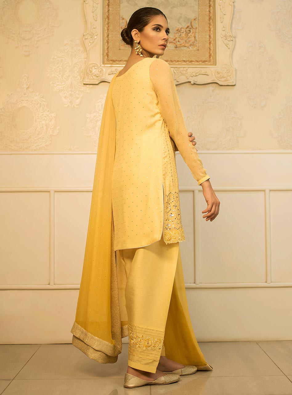 Zainab Chottani | Semi Formals | AMBER OPAL