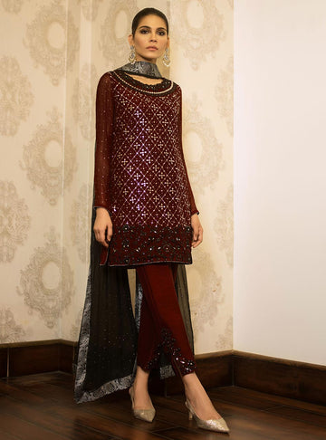 Zainab Chottani | Semi Formals | MAROON MAGMA