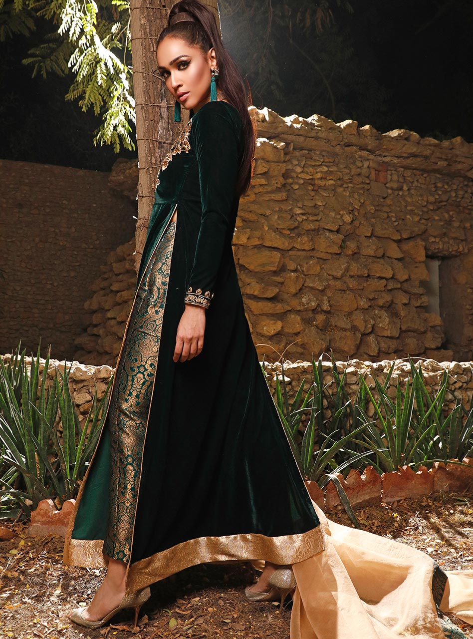 Zainab Chottani | Semi Formals | DARK MOSS TOPAZ