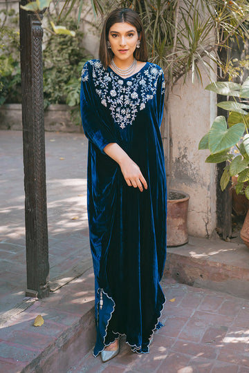 Ansab Jahangir | Bow Velvet Edit | ANTIQUE