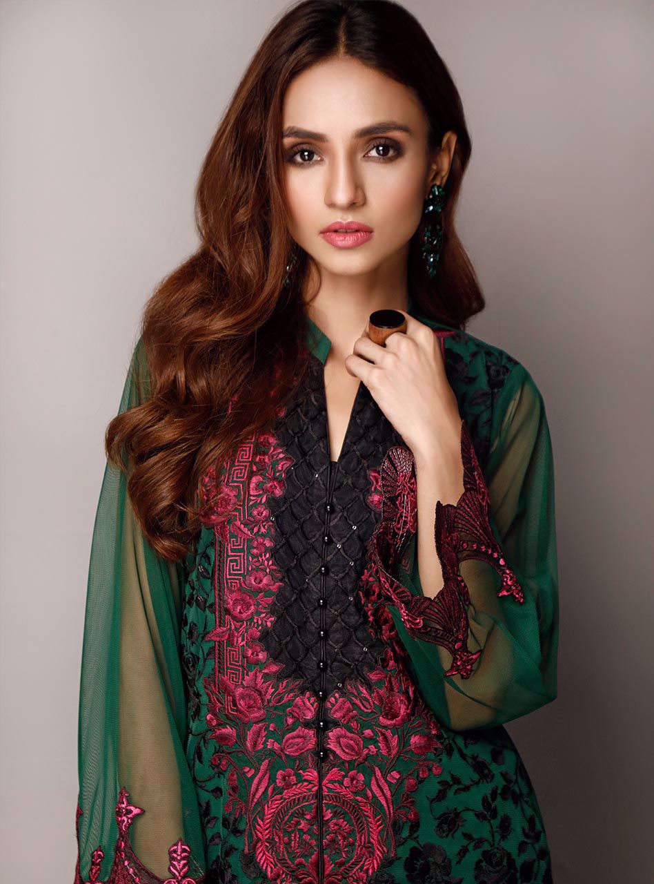 Zainab Chottani | Luxury Pret | EMERALD ELEGANCE