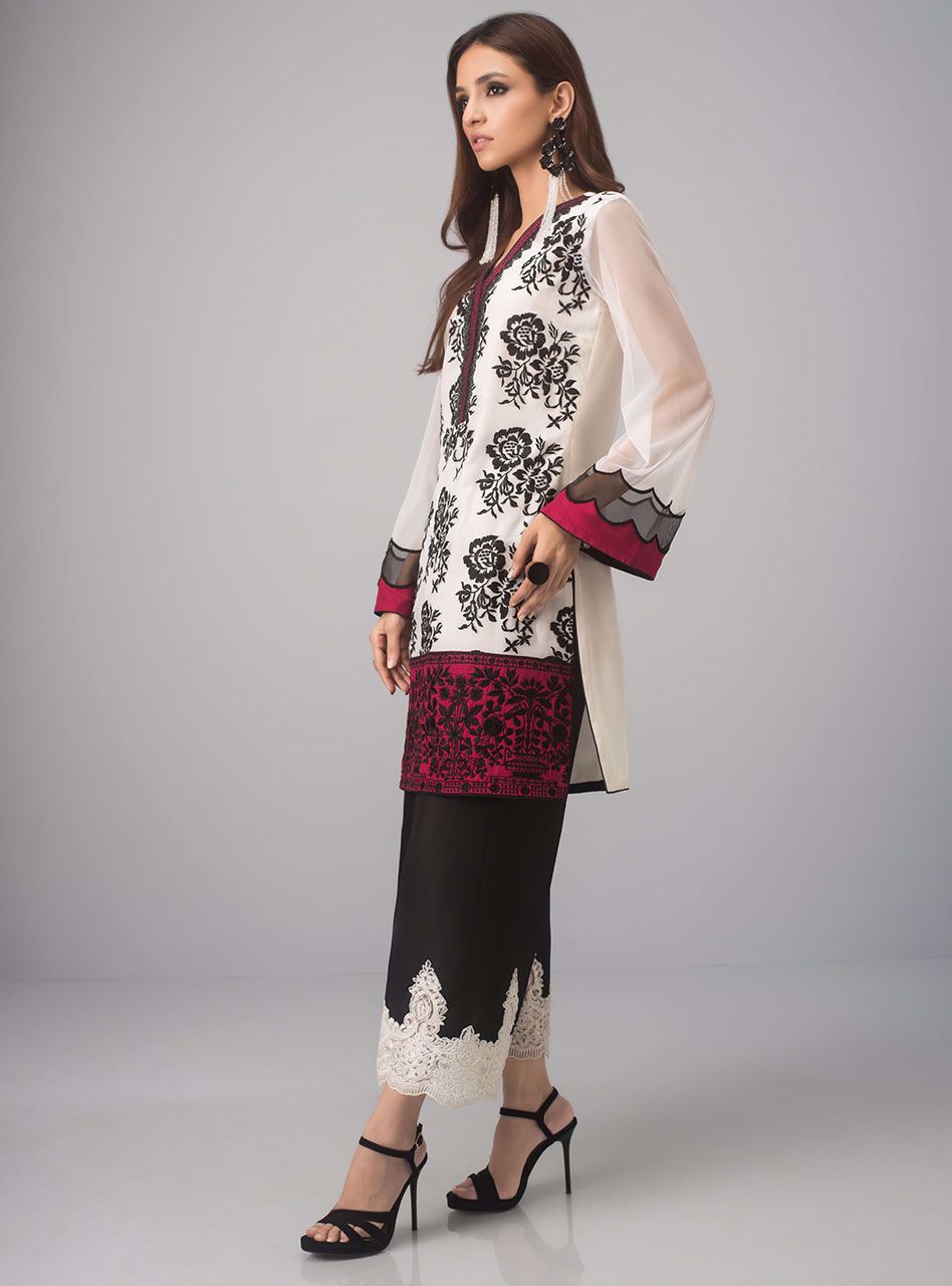 Zainab Chottani | Luxury Pret | BLACK ROSE