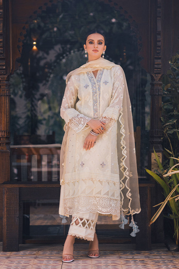 Fatima Khan | Luxury Pret 24 | SALENA