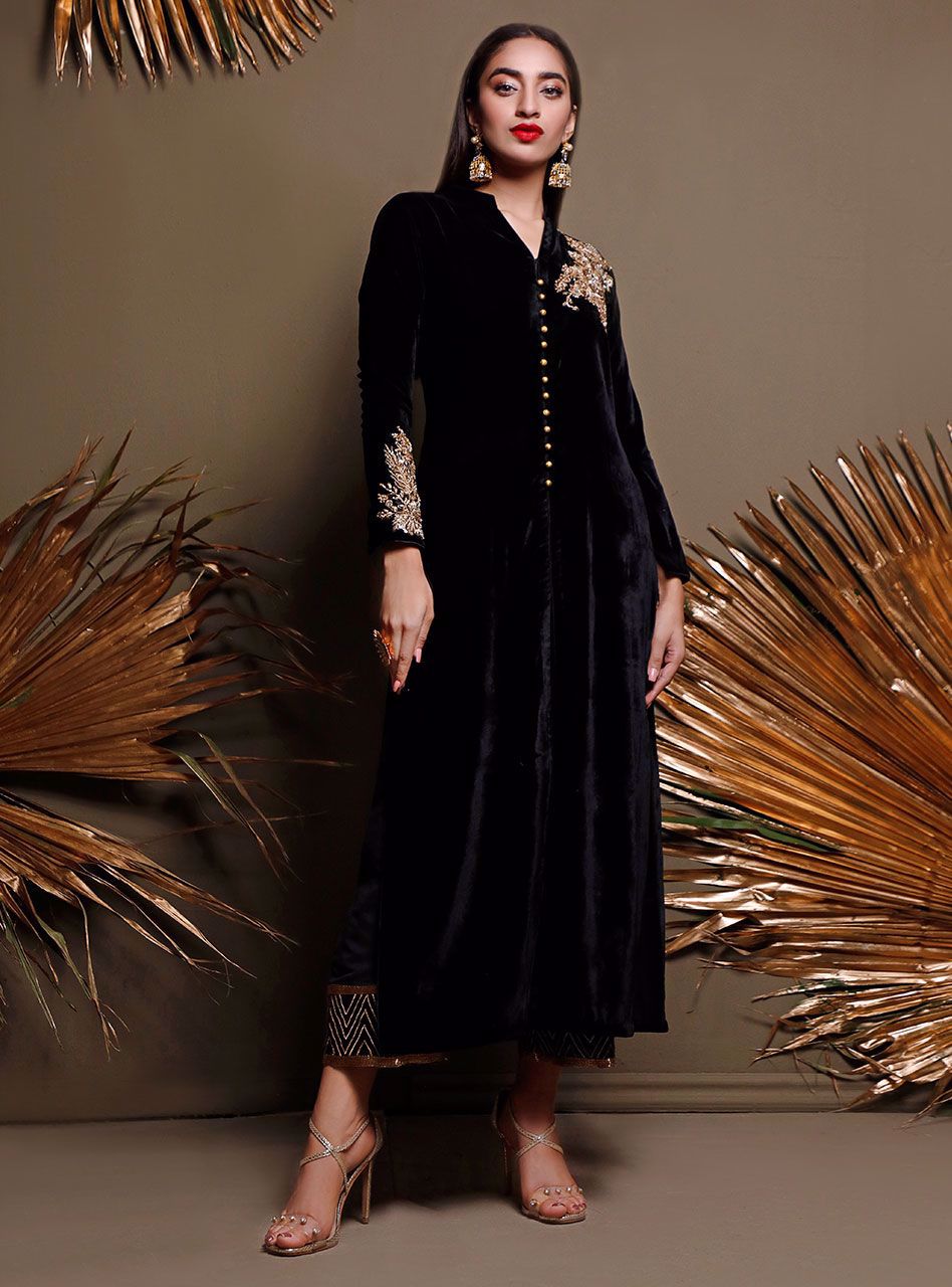 Zainab Chottani | Luxury Pret | BLACK SANDSTONE