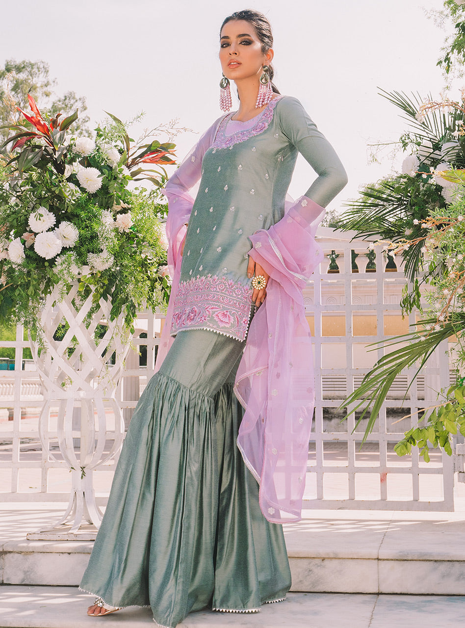 Zainab Chottani | Semi Formals | MINTY AMETHYST