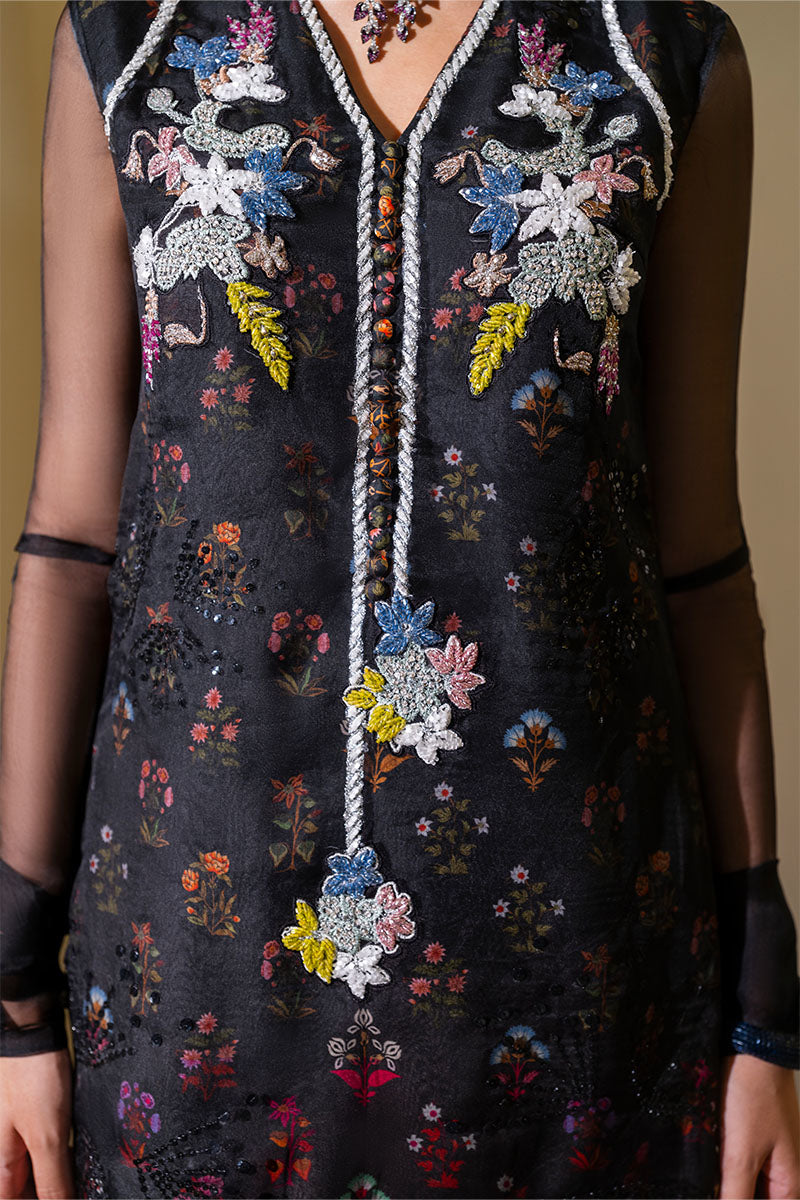 Haute Form | Diva Formals | Black Swan