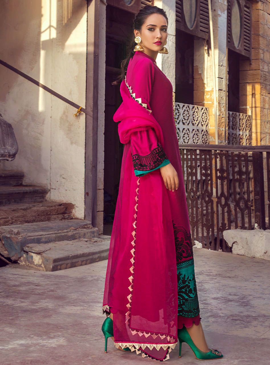 Zainab Chottani | Casual Pret | FANTASY IN FUSCHIA