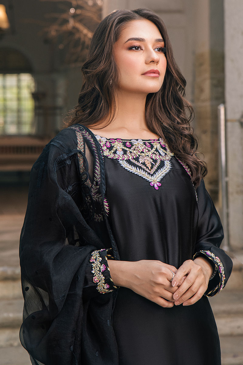 Fatima Khan | Best Sellers 24 | ZEPHYR