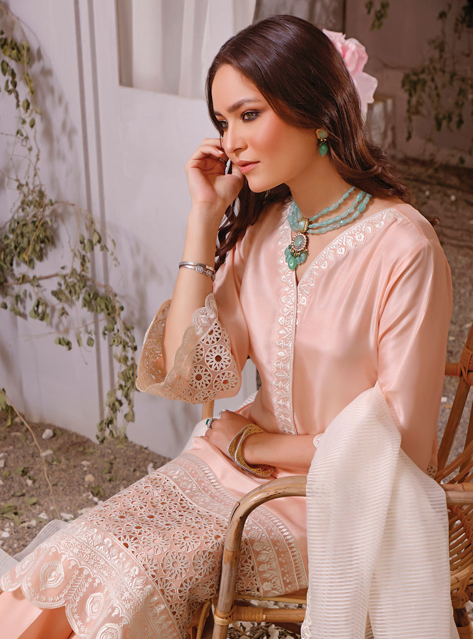 Zainab Chottani | Luxury Pret | PEACH SERENITY