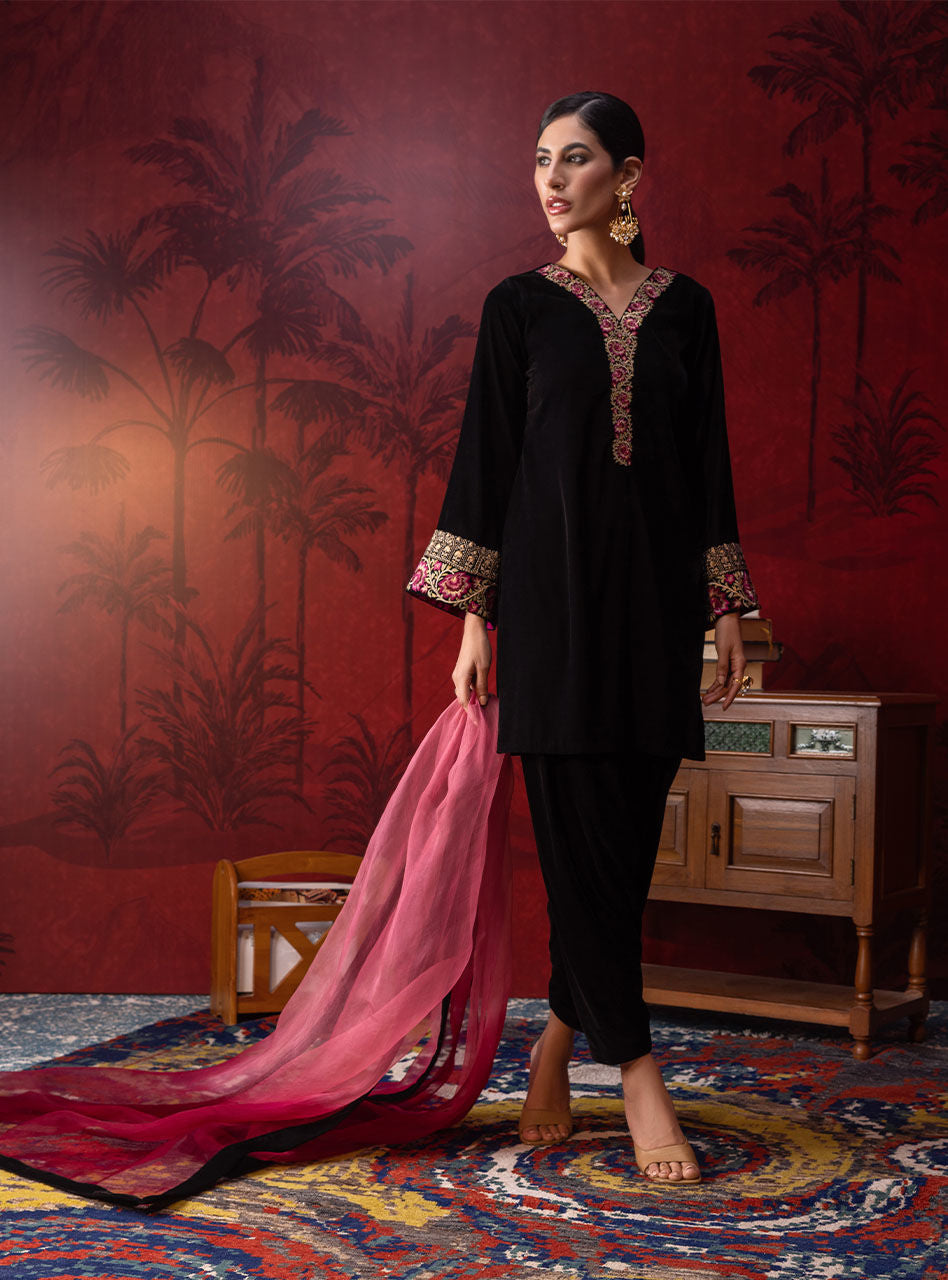 Zainab Chottani | Luxury Pret | AYRISH