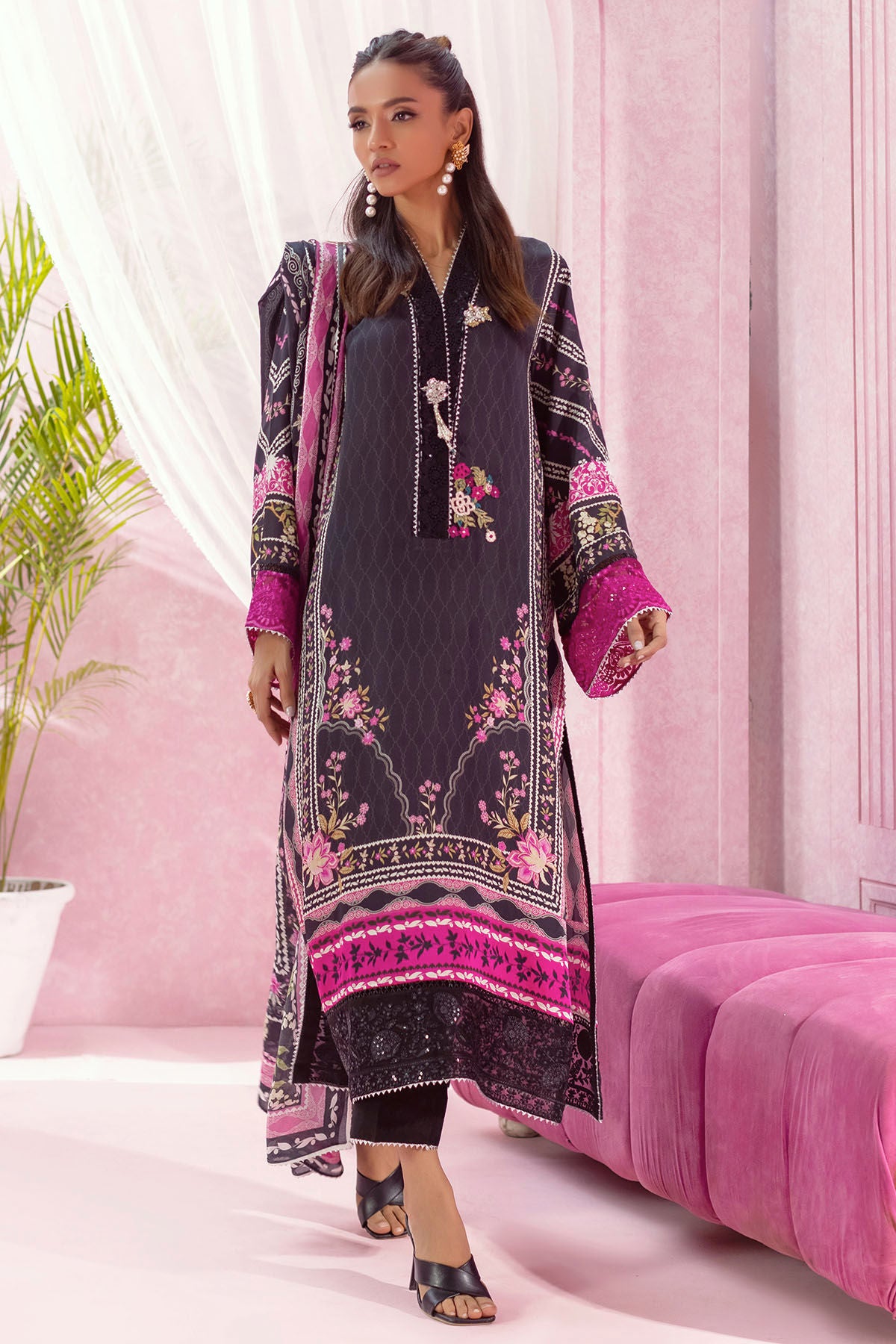 Annus Abrar | Luxe Silk Pret | MARIE