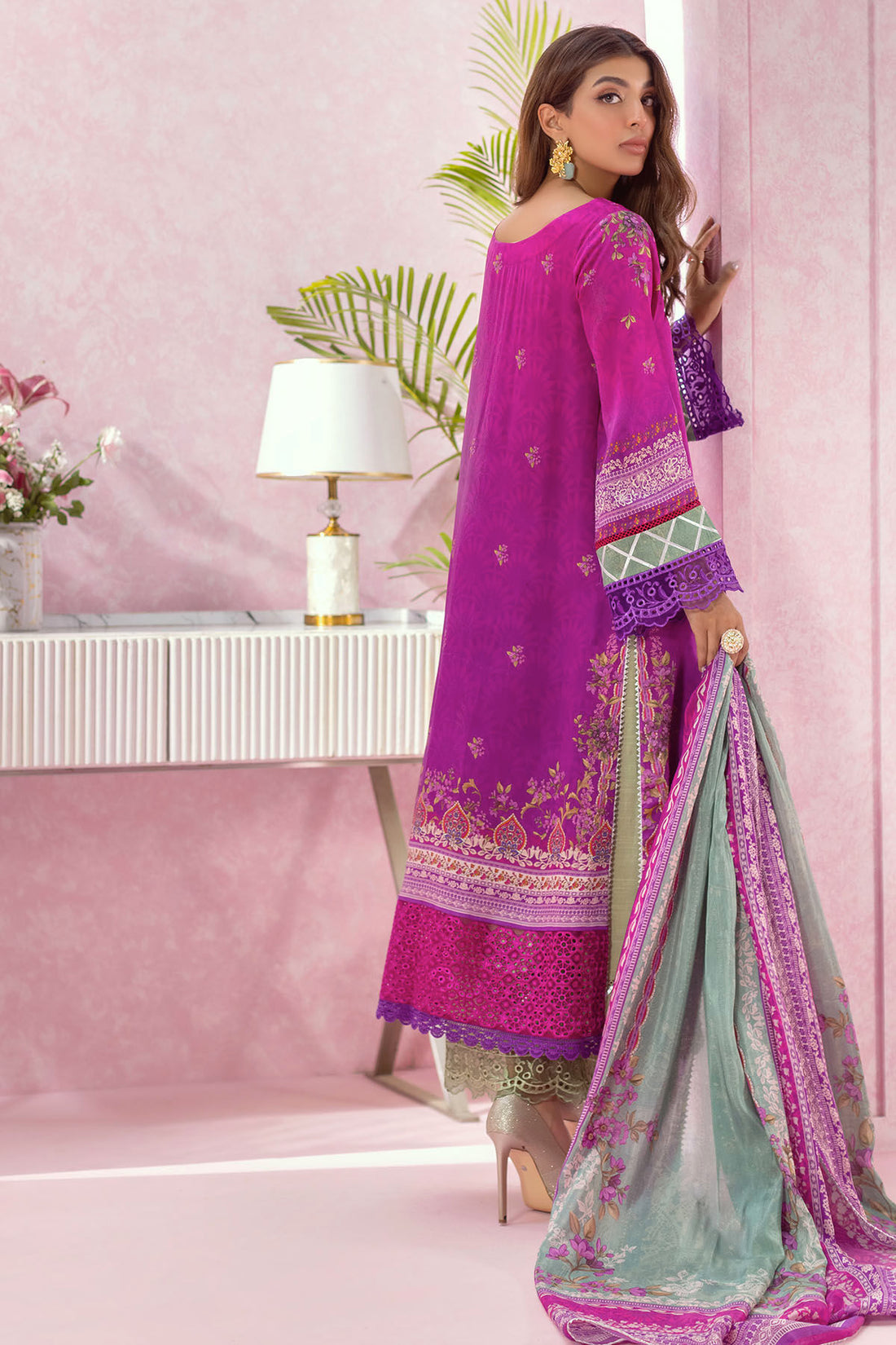 Annus Abrar | Luxe Silk Pret | ALIZE