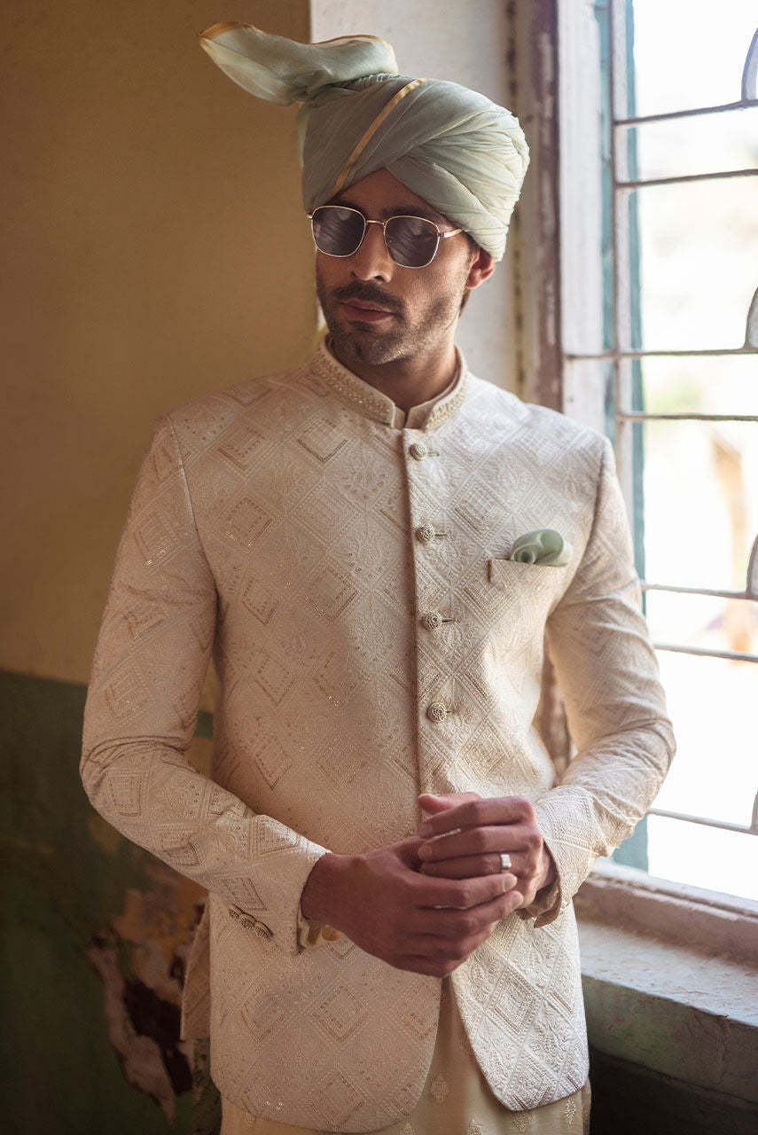 Pakistani Menswear | Deepak Perwani | Mst714