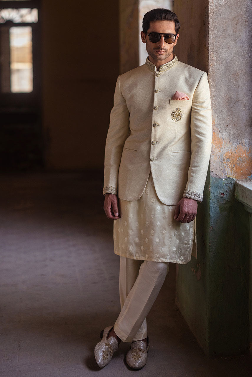 Pakistani Menswear | Deepak Perwani | Mst586