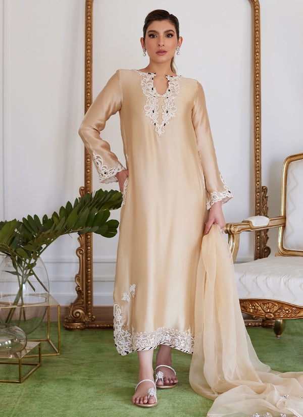 Farah Talib Aziz | Luna Eid Collection 24 | MELVINA CHAMPAGNE BEIGE - Hoorain Designer Wear - Pakistani Ladies Branded Stitched Clothes in United Kingdom, United states, CA and Australia