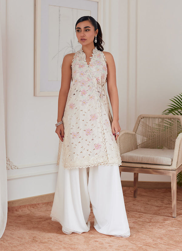 Farah Talib Aziz | Luna Eid Collection 24 | OLIVIA PEARL - Hoorain Designer Wear - Pakistani Ladies Branded Stitched Clothes in United Kingdom, United states, CA and Australia