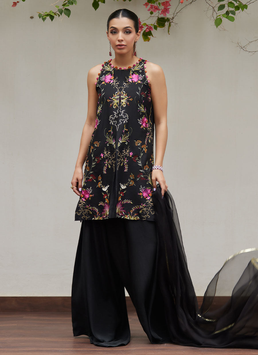 Farah Talib Aziz | Designer Picks 24 | SIYA BLACK EMBROIDERED SHIRT AND DUPATTA