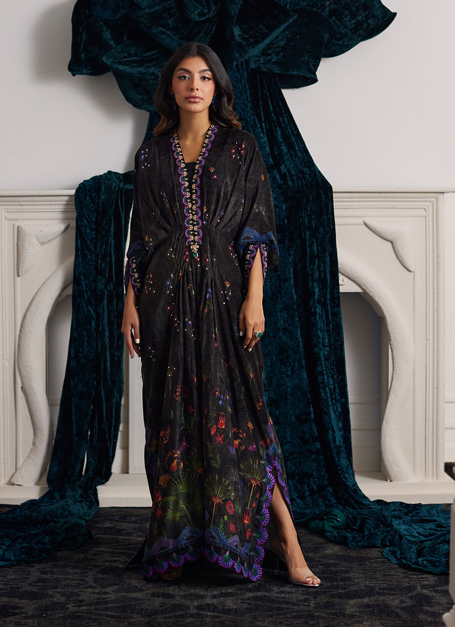 Farah Talib Aziz | Velvets The After Party | DIMA VELVET KAFTAN