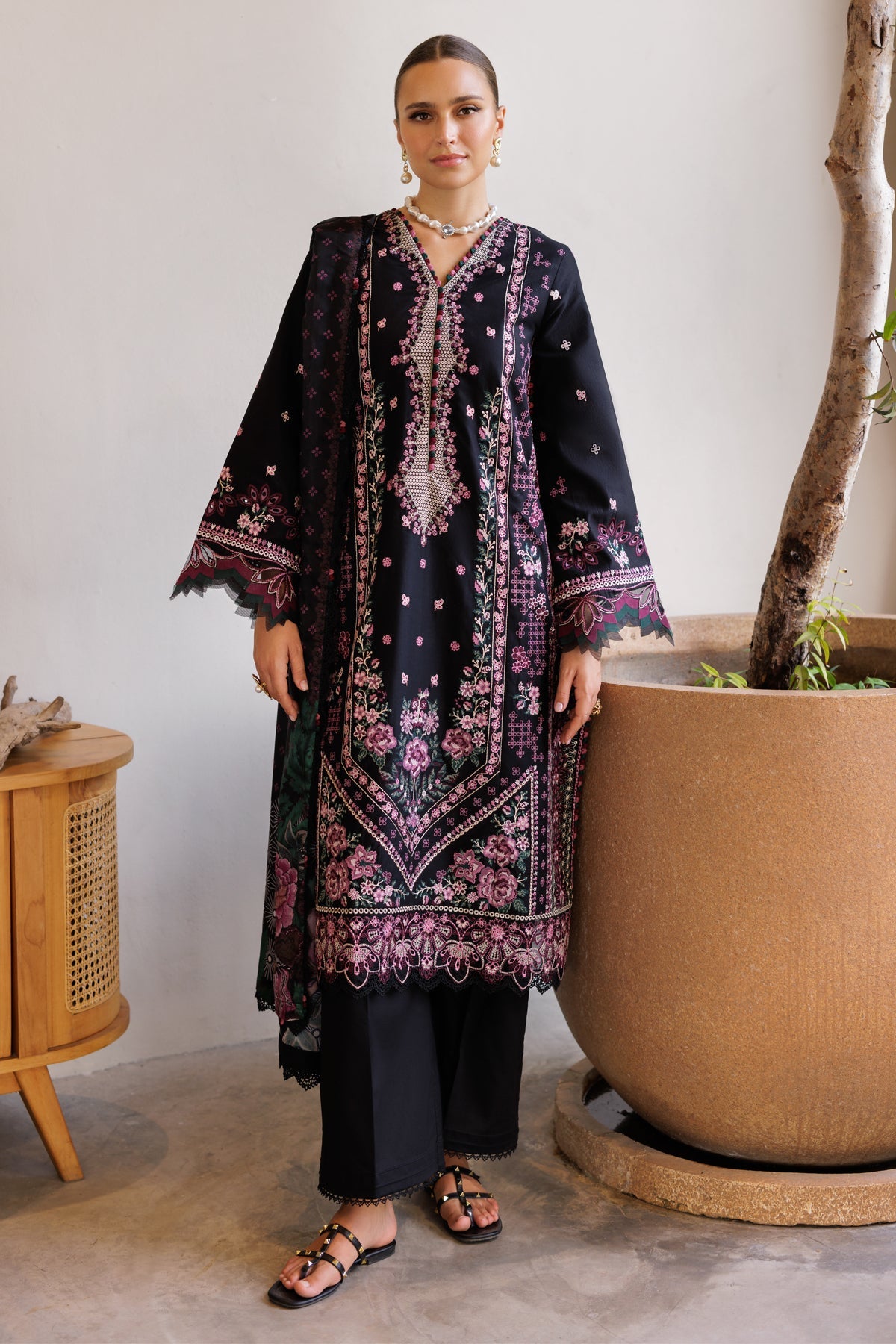 Xenia Formals | Luxury Lawn 25 | ZITA