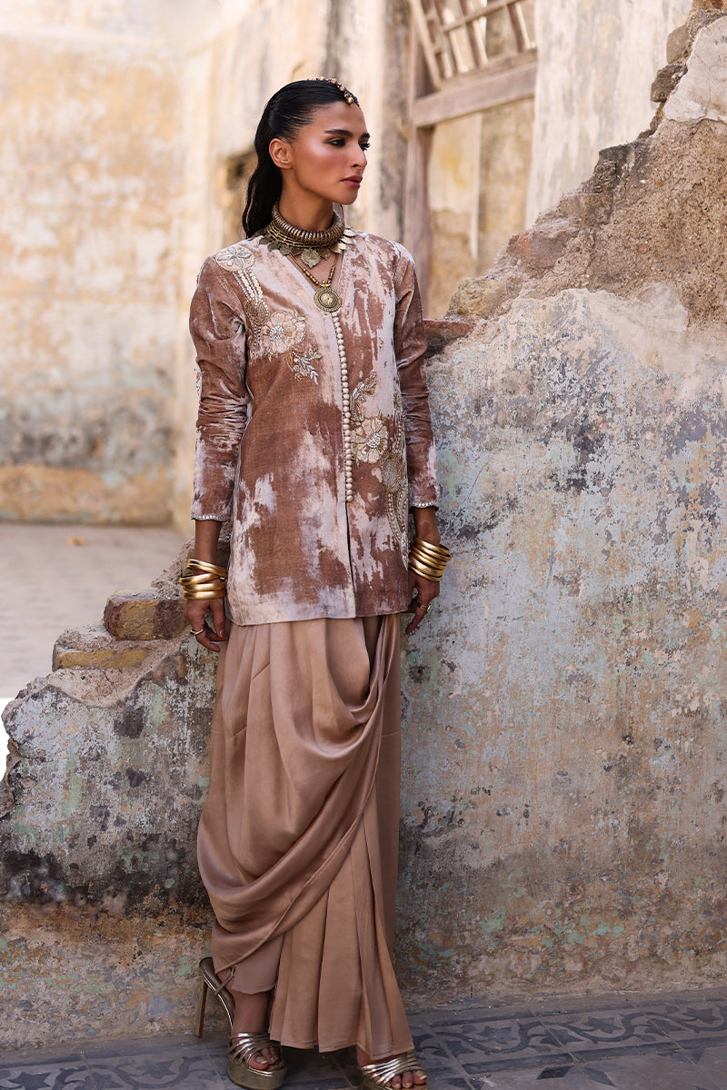 Wardha Saleem | Pure Velvet 25 | Nuha