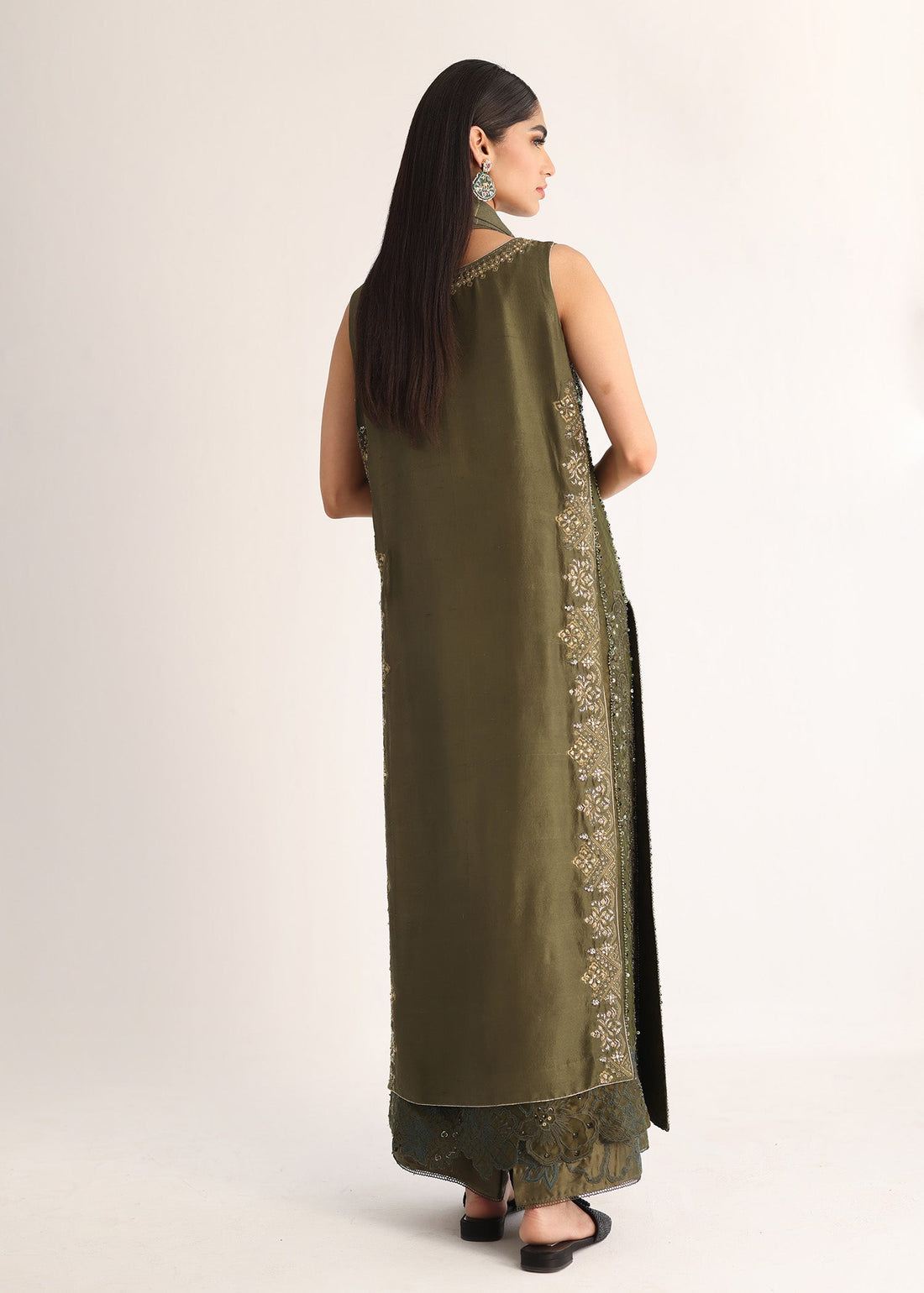 Umsha | Luxury Pret | ANTIQUE OLIVE - Pakistani Clothes for women, in United Kingdom and United States