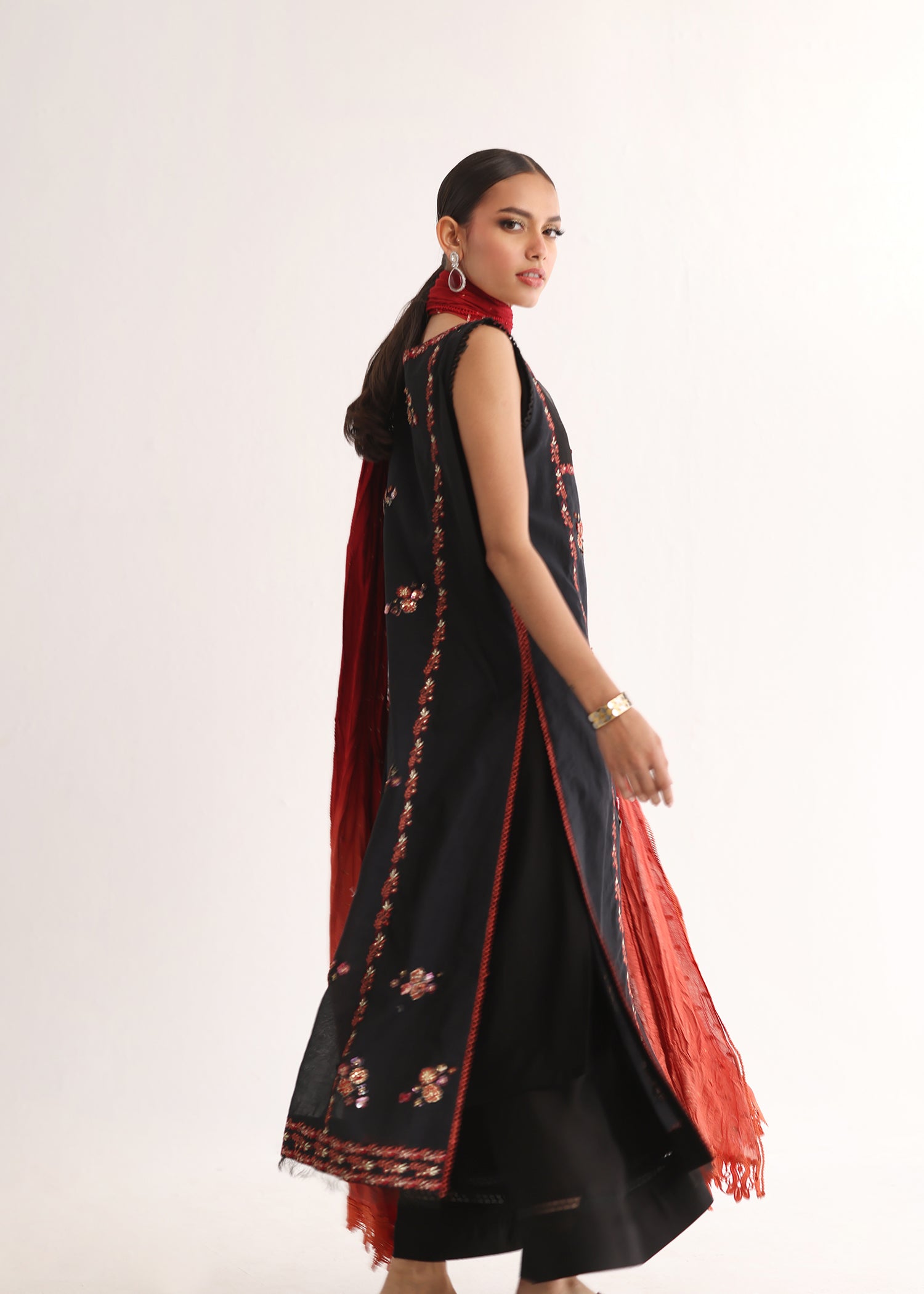 Umsha | Luxury Pret | GLORIOUS BLACK - Pakistani Clothes for women, in United Kingdom and United States