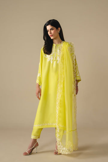 Zaha | Serae Pret | LUNARAE