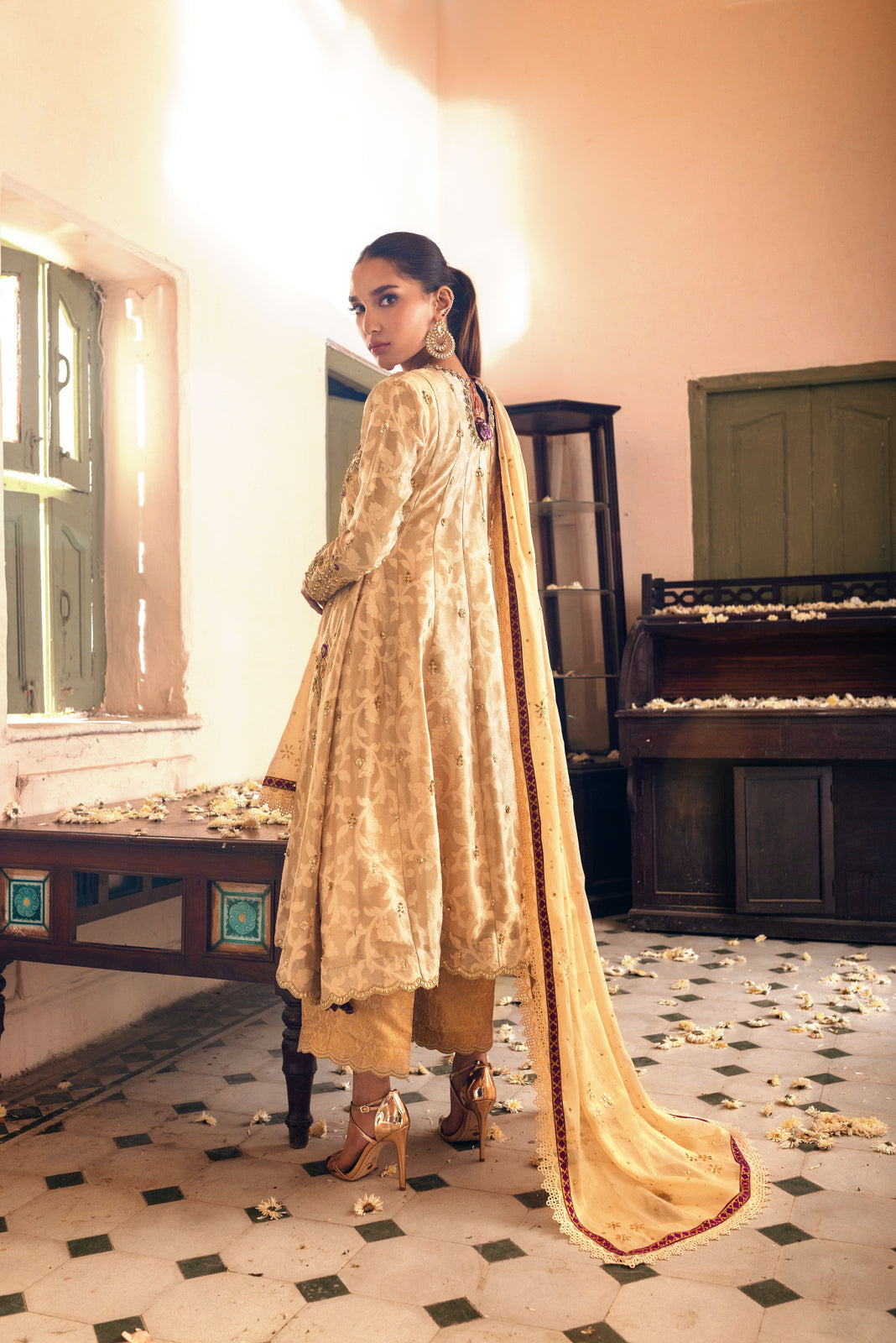 Sana Abbas | Wedding Formals | SALMON