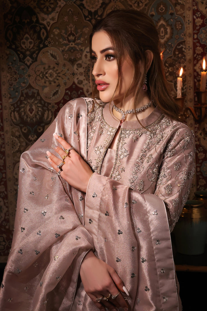 Mona Imran | Noor Formals | 𝐍𝐎𝐎𝐑 - Pakistani Clothes for women, in United Kingdom and United States