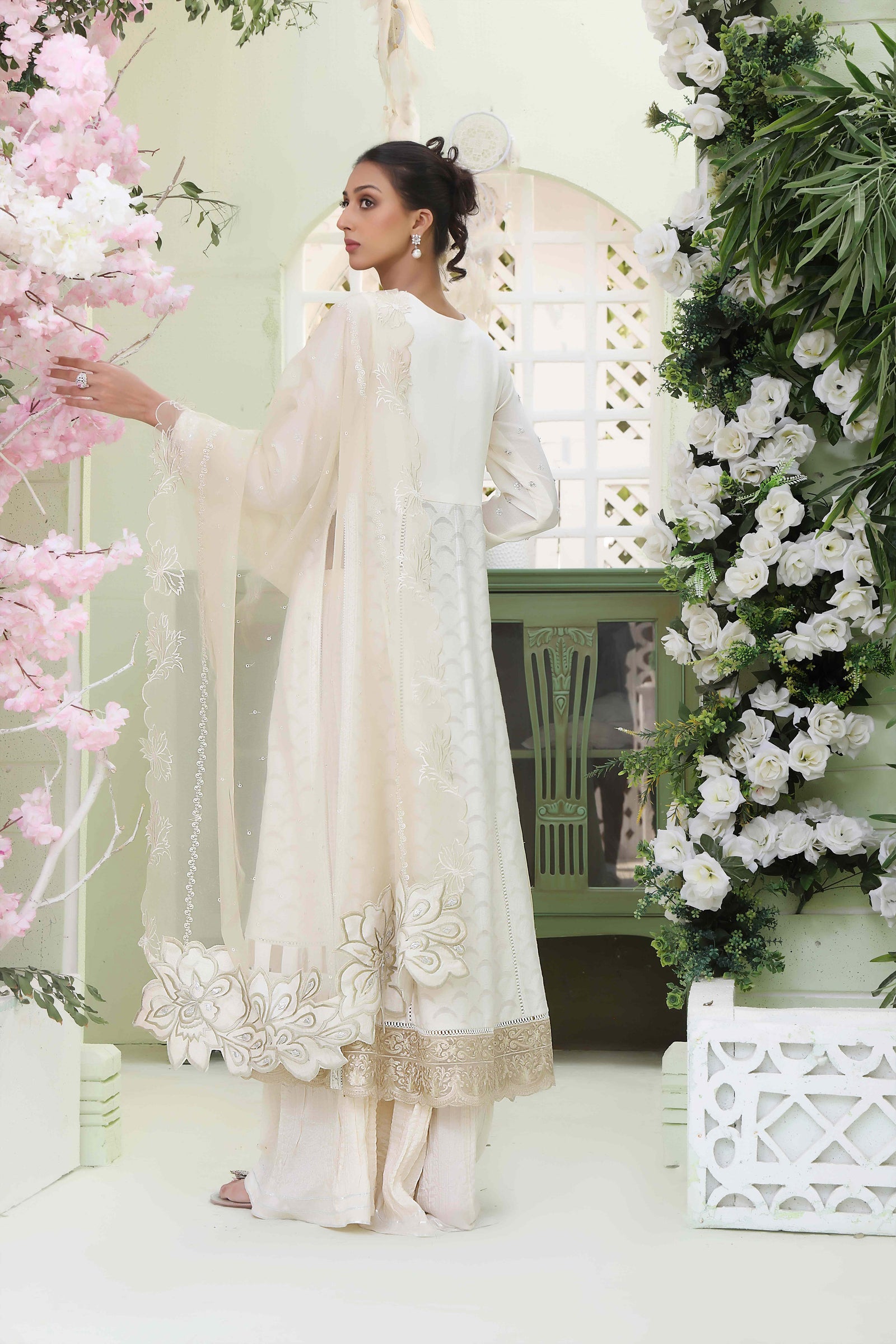 Wahajmkhan | Sitara Formals | WHITE BODICE OUTFIT - Pakistani Clothes for women, in United Kingdom and United States