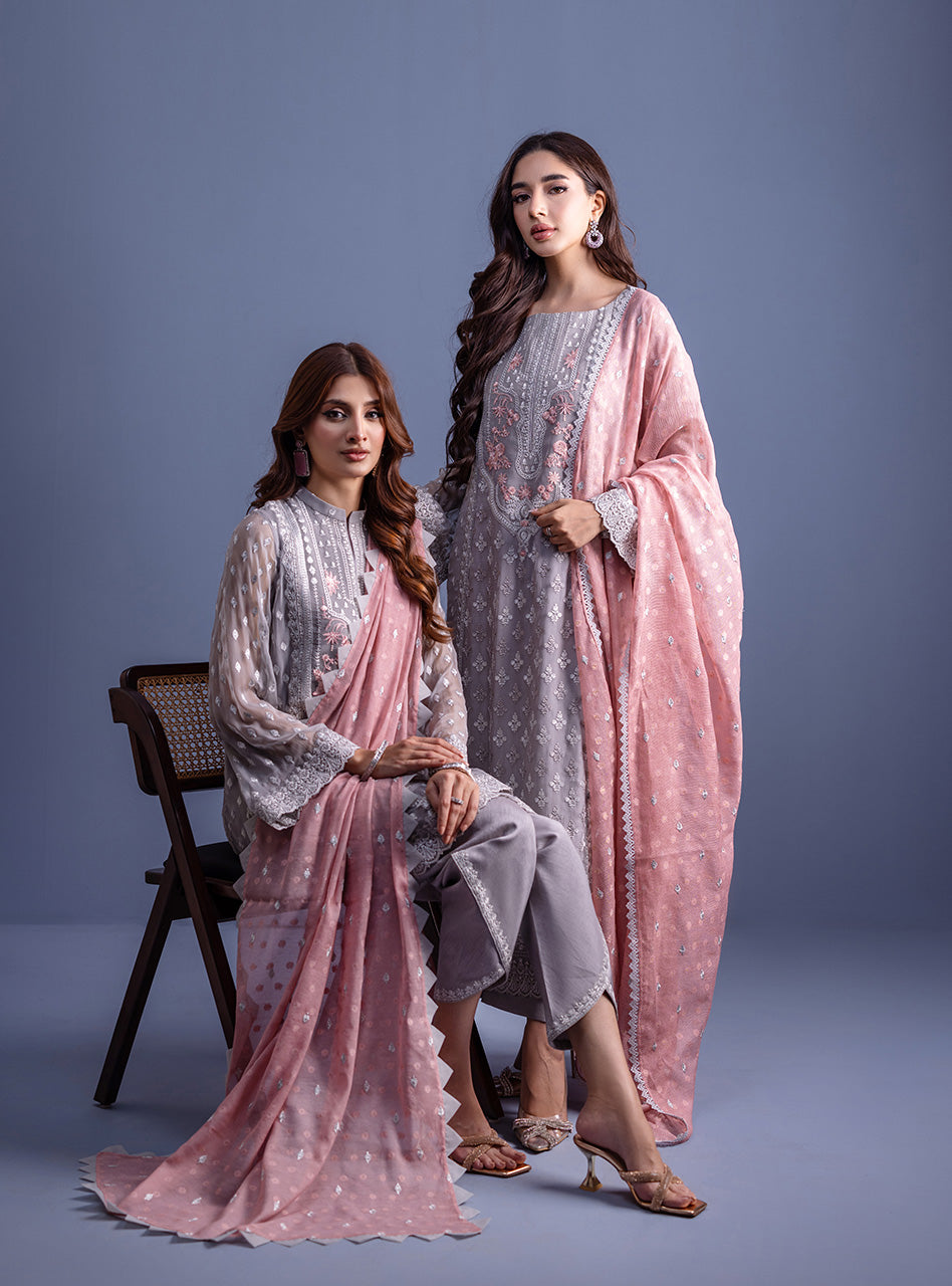 Zainab Chottani | Luxury Pret | ROOP