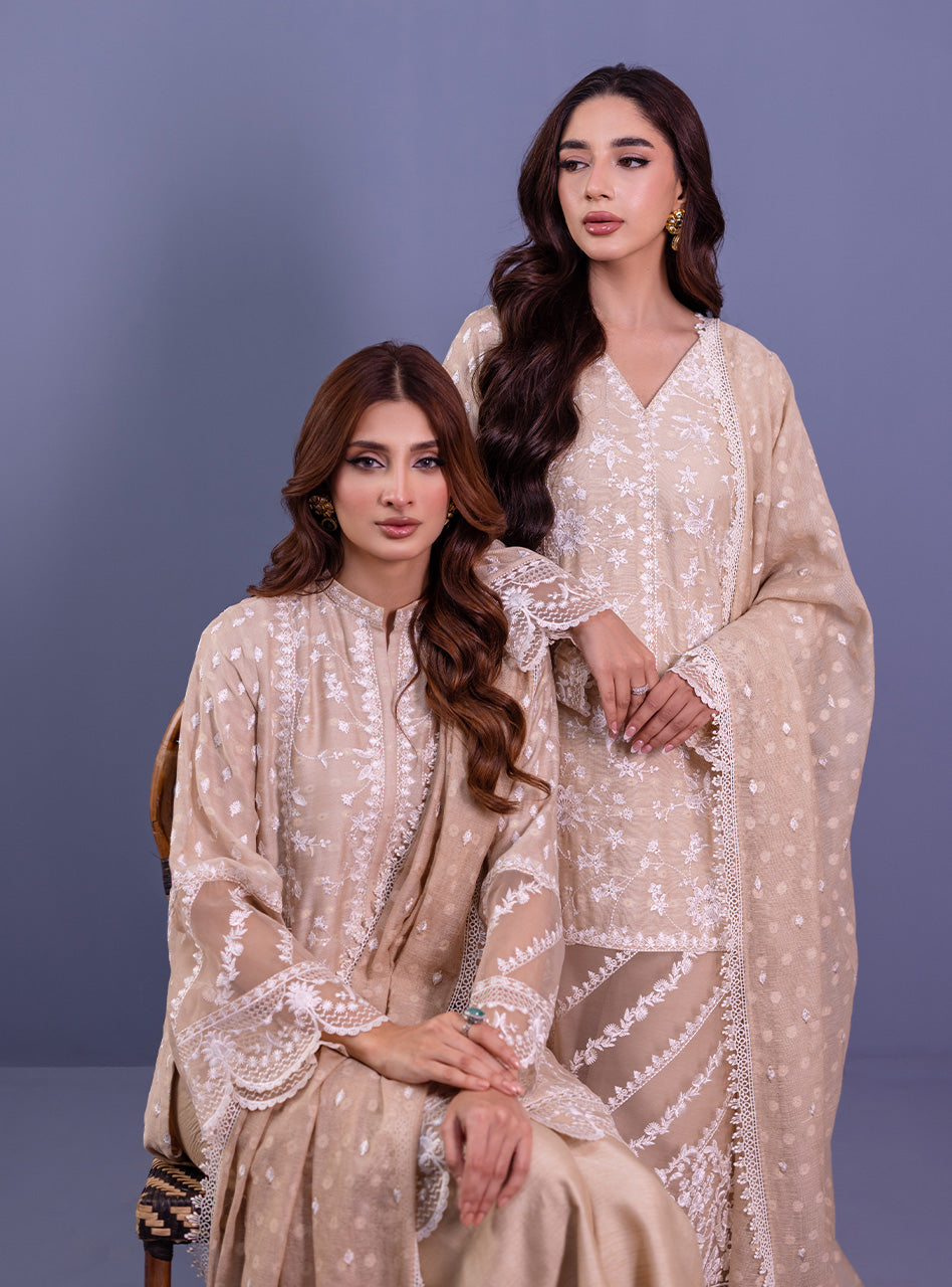 Zainab Chottani | Luxury Pret | MEERAB