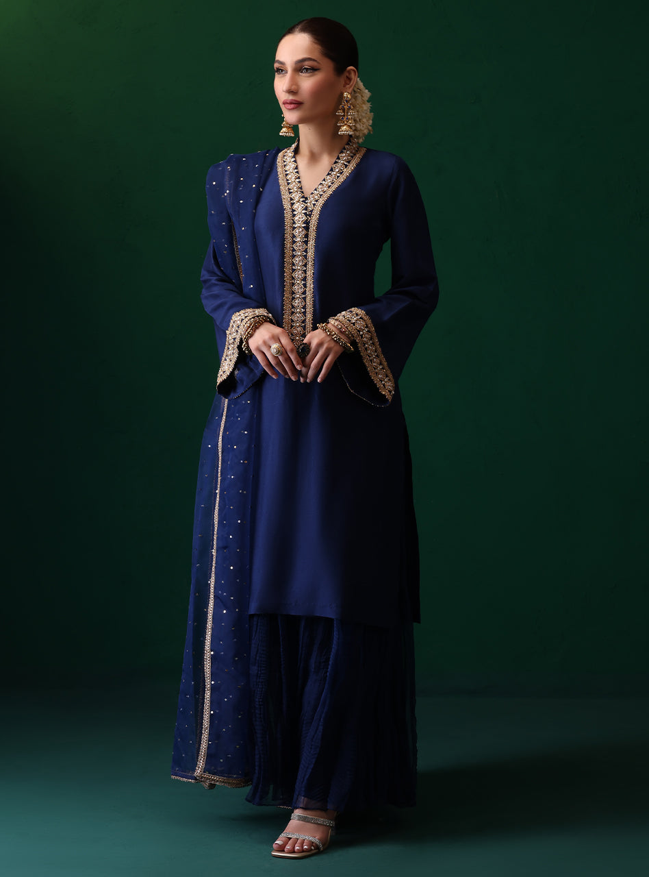 Zainab Chottani | Semi Formals | IRENE