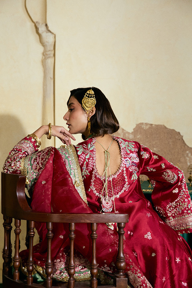 Suffuse | Freeshia Wedding Formals | AFSANAE