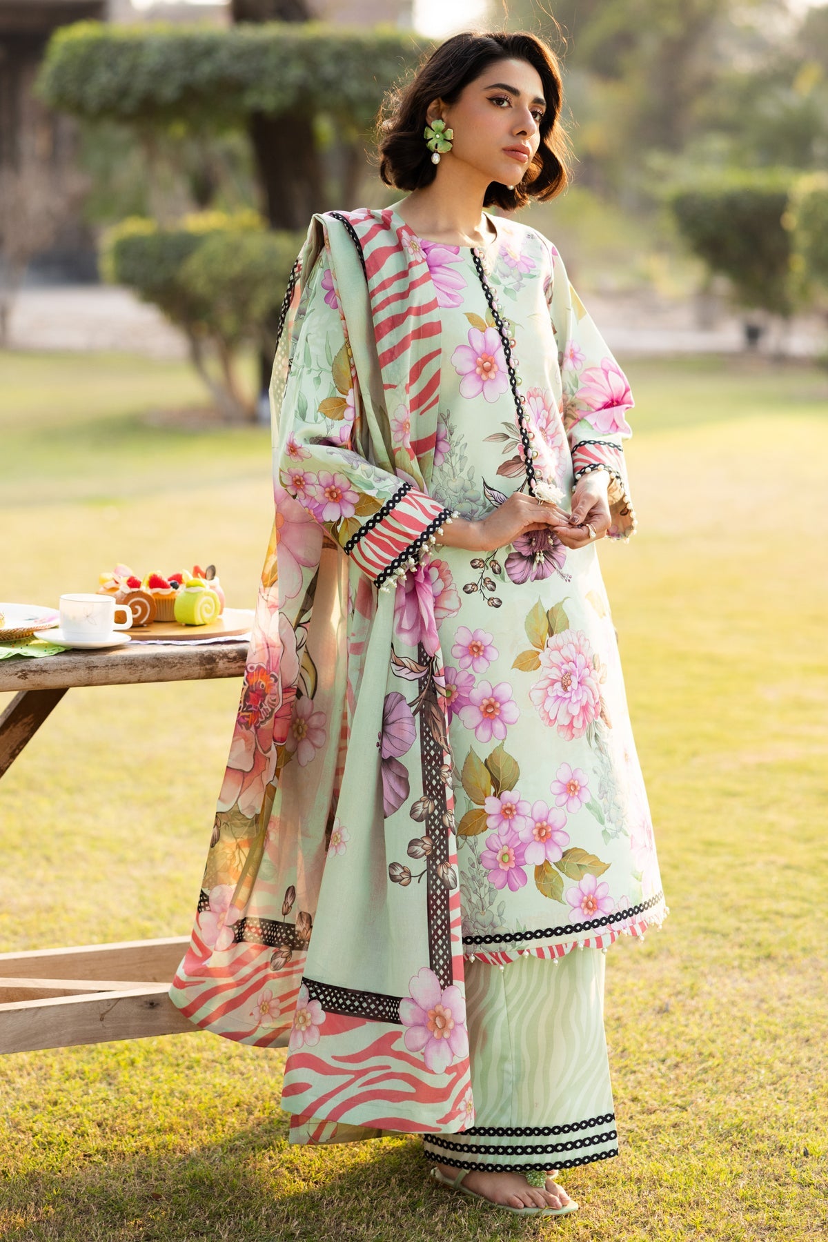 Alizeh | Sheen Lawn Prints 25 | AF-PL-6034-Cleo