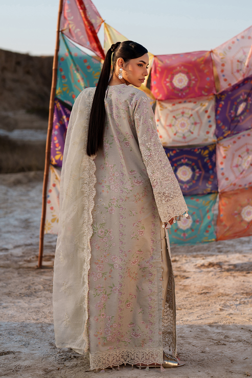 Emaan adeel | Sunlit Groove Luxury Lawn 26 | MEHVES